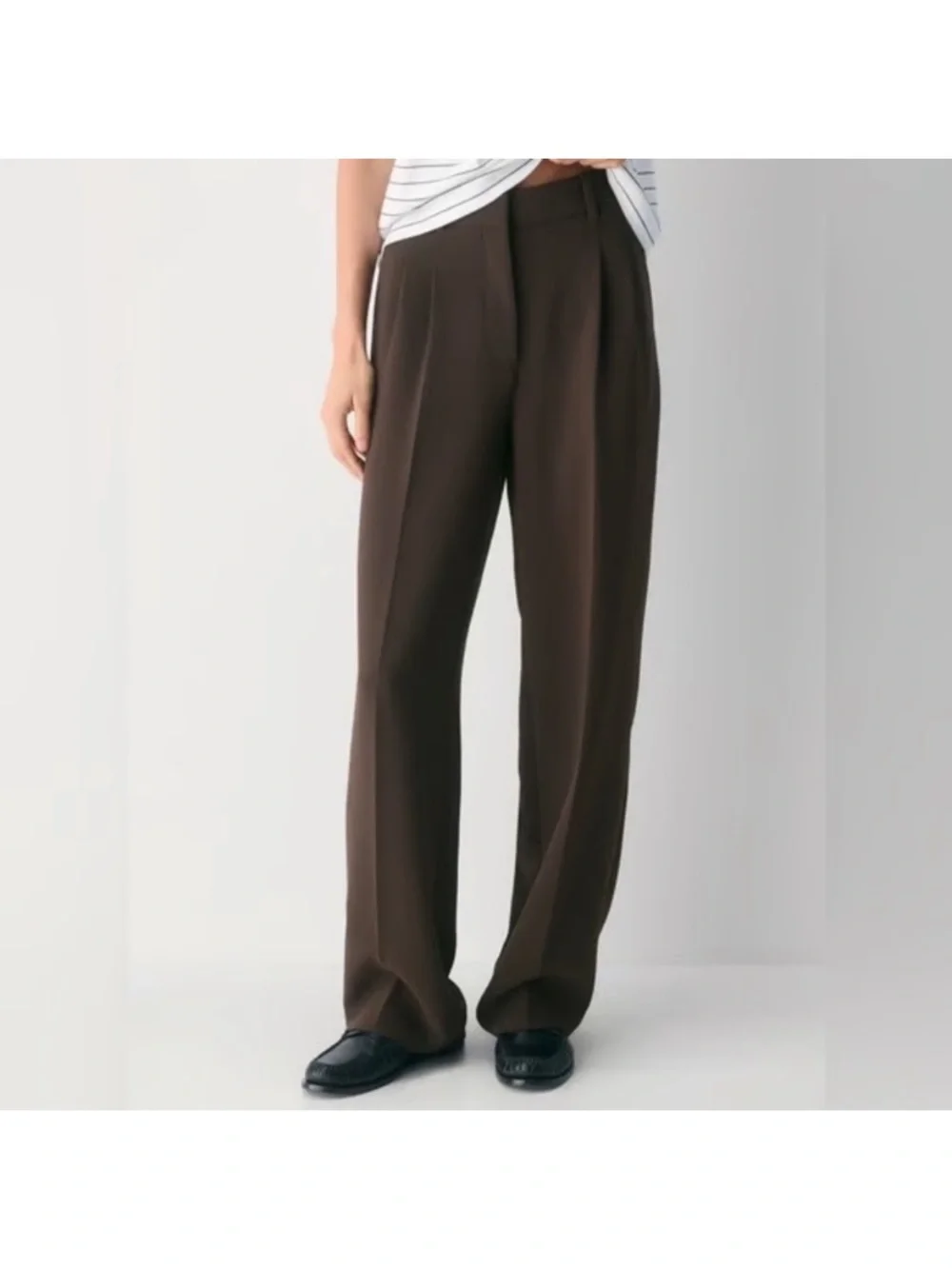 Aritzia The Effortless Pants Rich Mocha Brown size 4 - Picture 4 of 8